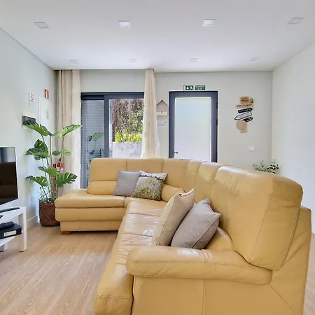 Casa D'além I&ii By Lovelystay Machico (Madeira)