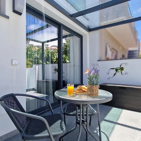 Casa D'além I&ii By Lovelystay Machico (Madeira)