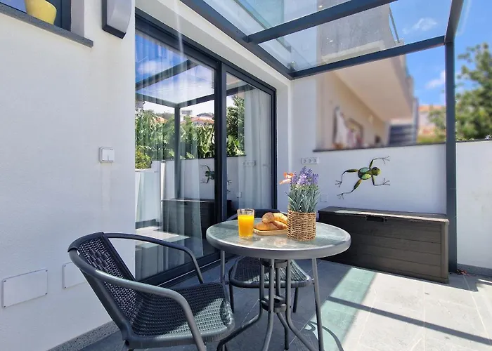 Casa D'alem I & Ii By Lovelystay Machico (Madeira)